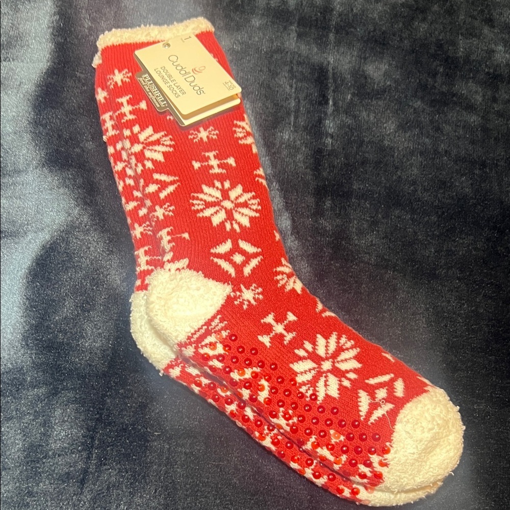 Red and WhitSnowflake Socks